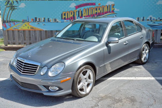 Used 2009 Mercedes-Benz E 350 4MATIC Sedan image 1
