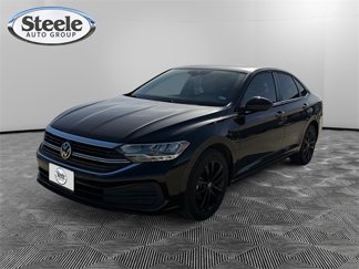 Used 2022 Volkswagen Jetta SE image 1