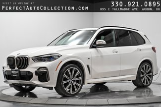 Used 2021 BMW X5 M50i image 1