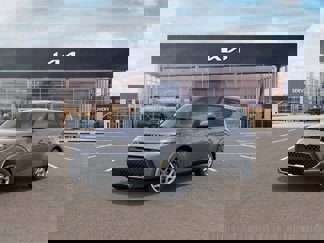 New 2025 Kia Soul LX image 1