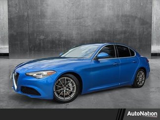 Used 2020 Alfa Romeo Giulia image 1