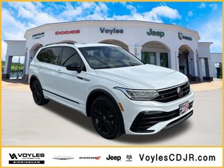 Used 2022 Volkswagen Tiguan SE R-Line video 1