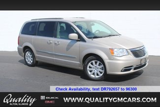 Used 2013 Chrysler Town & Country Touring image 1