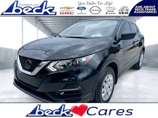 Used 2020 Nissan Rogue Sport S image 1