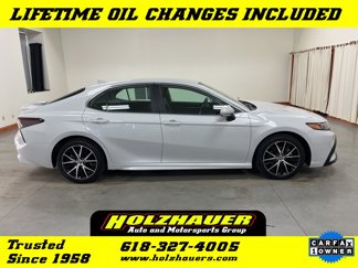 Used 2023 Toyota Camry SE image 1