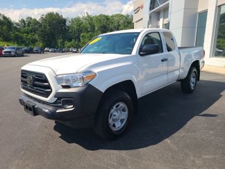 Used 2019 Toyota Tacoma SR image 1