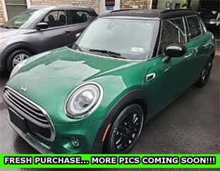 Used 2020 MINI Cooper 4-Door Hardtop image 1