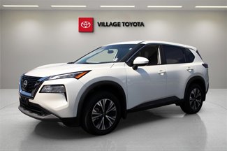 Used 2023 Nissan Rogue SV image 1