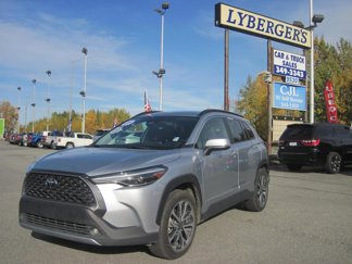 Used 2023 Toyota Corolla Cross XLE image 1