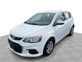 Used 2018 Chevrolet Sonic LT image 1