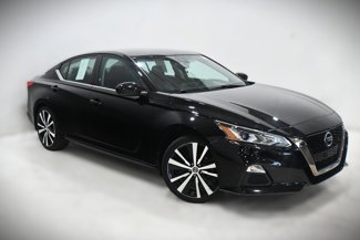 Used 2020 Nissan Altima 2.5 SR image 1