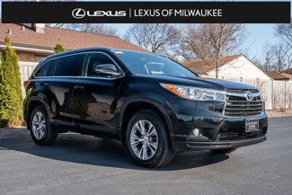 Used 2015 Toyota Highlander XLE image 1