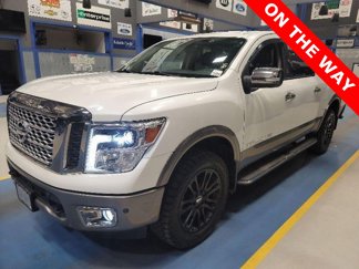 Used 2018 Nissan Titan Platinum Reserve w/ Platinum Utility Package image 1