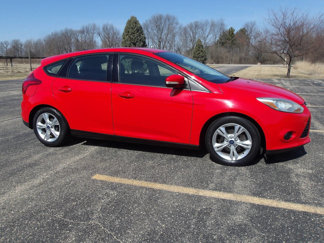 Used 2013 Ford Focus SE image 1
