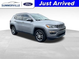 Used 2018 Jeep Compass Latitude w/ Safe & Security Group image 1