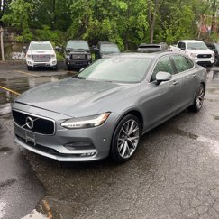 Used 2018 Volvo S90 T6 Momentum w/ Convenience Package image 1