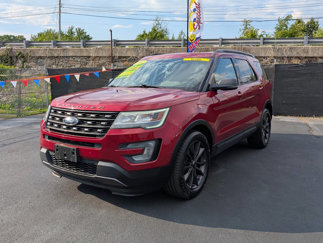 Used 2017 Ford Explorer XLT w/ Equipment Group 202A image 1