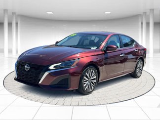 Used 2023 Nissan Altima 2.5 SV image 1