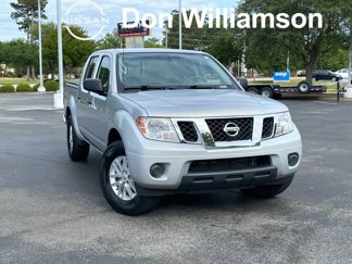 Used 2019 Nissan Frontier SV image 1