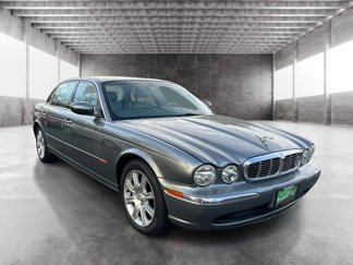Used 2005 Jaguar XJ8 image 1