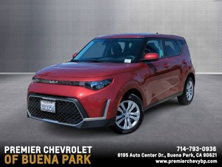 Used 2023 Kia Soul LX image 1