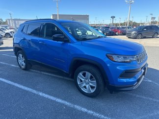 Used 2022 Jeep Compass Latitude w/ Convenience Group image 1