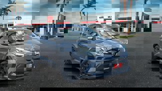 Used 2021 Toyota C-HR LE image 1