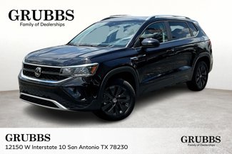 Used 2024 Volkswagen Taos SE image 1