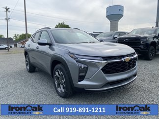 New 2025 Chevrolet Trax LT w/ Driver Confidence Package image 1