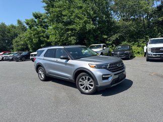 Used 2023 Ford Explorer XLT w/ Equipment Group 202A image 1