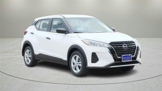 Used 2024 Nissan Kicks S image 1