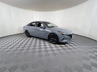 Used 2022 Hyundai Elantra SEL w/ Convenience Package image 1