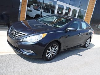Used 2013 Hyundai Sonata SE w/ Navigation & Sunroof Pkg image 1