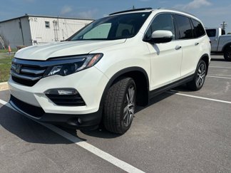 Used 2016 Honda Pilot Touring image 1