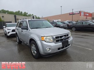 Used 2009 Ford Escape XLT image 1