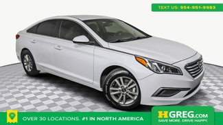 Used 2016 Hyundai Sonata SE image 1