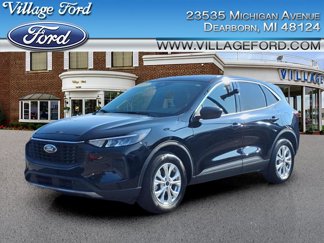 Used 2023 Ford Escape Active image 1