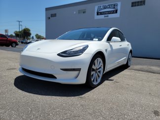 Used 2020 Tesla Model 3 Standard Range Plus image 1
