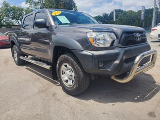 Used 2015 Toyota Tacoma PreRunner image 1