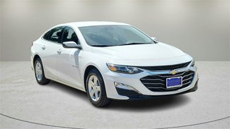 Used 2023 Chevrolet Malibu LT image 1