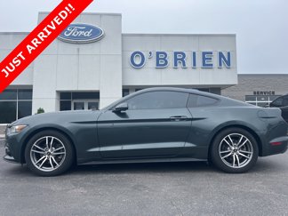 Used 2016 Ford Mustang Coupe image 1