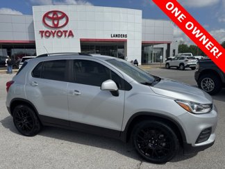 Used 2021 Chevrolet Trax LT w/ Sport Edition image 1