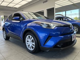 Used 2019 Toyota C-HR LE image 1