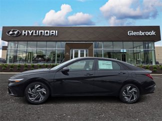 New 2025 Hyundai Elantra Sport image 1