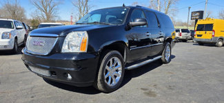 Used 2013 GMC Yukon XL Denali image 1