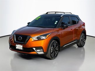 Used 2019 Nissan Kicks SR w/ Exterior Package image 1