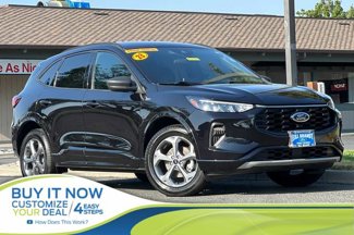 Used 2023 Ford Escape ST-Line image 1