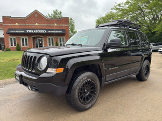 Used 2017 Jeep Patriot High Altitude image 1