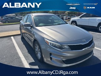 Used 2017 Kia Optima LX image 1