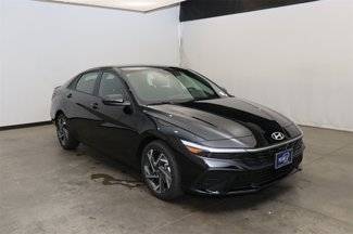 New 2025 Hyundai Elantra Sport image 1